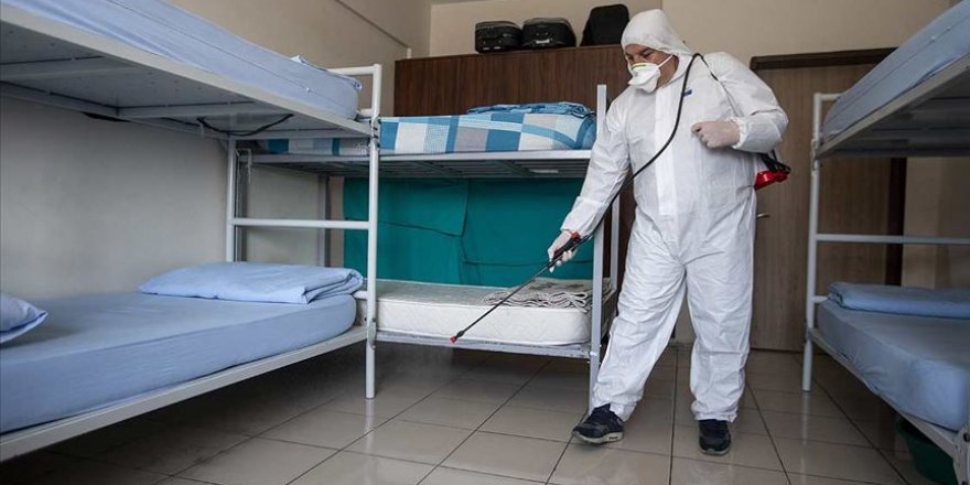 Adalet Bakanlığı yaklaşık 7 milyon metrekarelik alanı dezenfekte ediyor