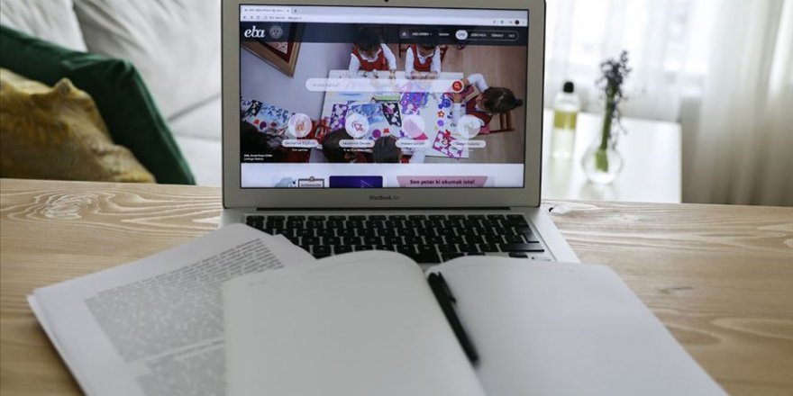 MEB cevapladı, uzaktan eğitimle ilgili merak edilen her şey