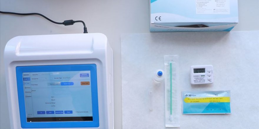 15 dakikada sonuç alınabilen koronavirüs hızlı tanı kitinin tanıtımı yapıldı