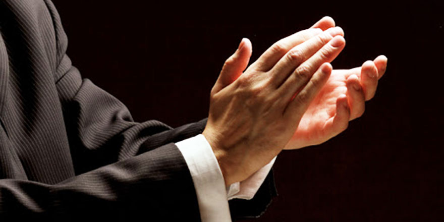 Yetkililer doktorlara alkış istedi, halk tekbir ve salâvat getirdi