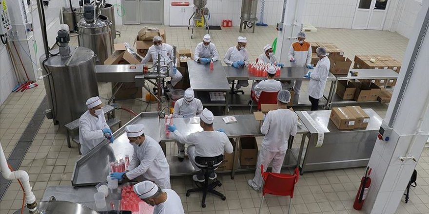 Cezaevinde üretilen gül kolonyasına talep arttı