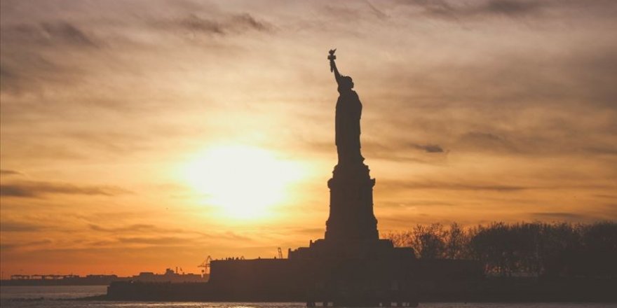 ABD'de işsizlik maaşı başvuruları Kovid-19 etkisiyle rekor seviyeye ulaştı