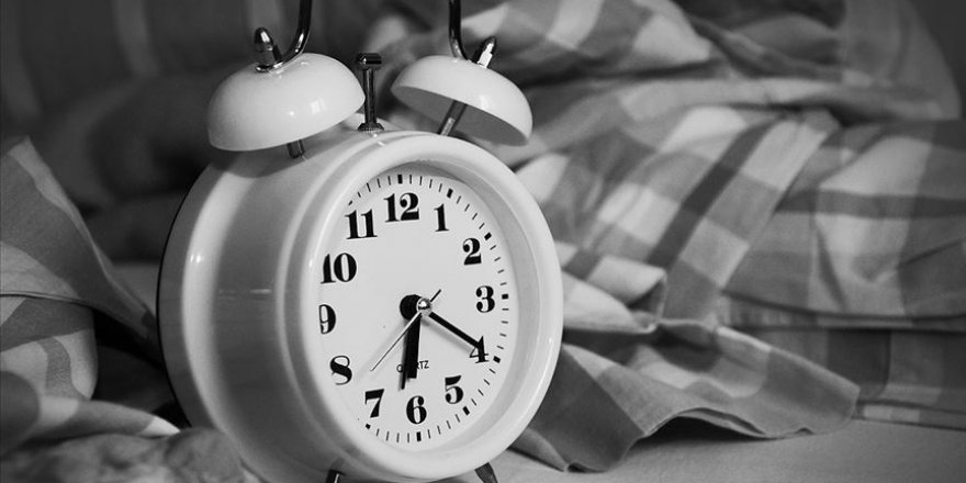 Virüsle ilgili asılsız bilgilerle bozulan uyku düzenini sağlama önerileri