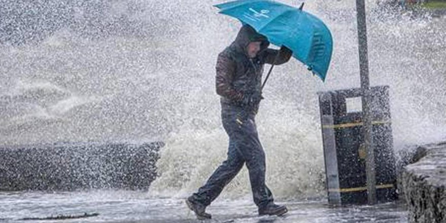 Meteorolojiden bazı iller için kuvvetli yağış ve fırtına uyarısı