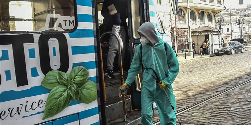 Avrupa ülkelerinin yeni tip koronavirüs salgınına karşı tedbirleri sürüyor