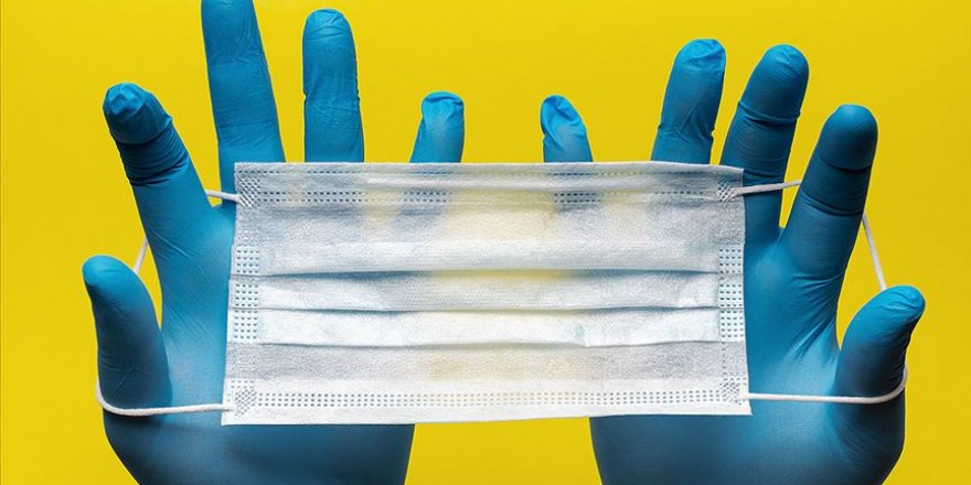 Fransa'da maske sorununun çözümü için üretim hızlandırılacak