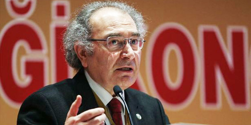 Tarhan: Her şey yalan oldu dostlar, gel de depresif olma!