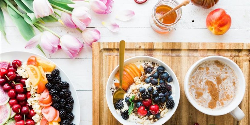 Kovid-19 ile mücadelede güçlü bağışıklık sistemi için uzmanından öneriler