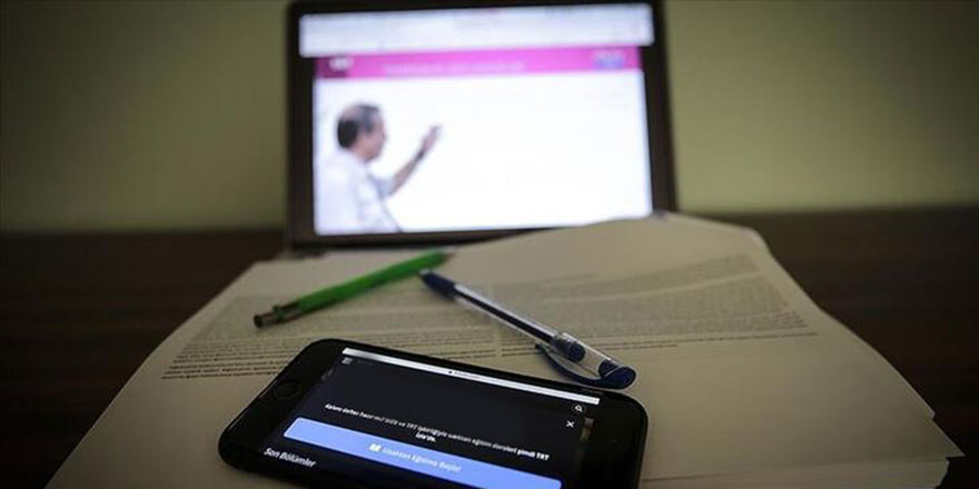 Uzaktan eğitimde günde yaklaşık 3 milyon canlı ders yapılıyor