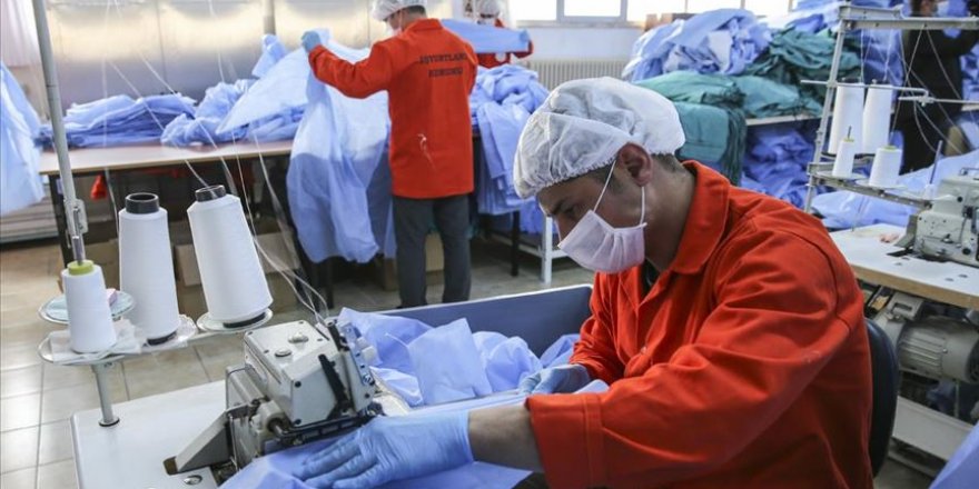 Hükümlülerden sağlık çalışanlarına 541 bin tıbbi malzeme desteği