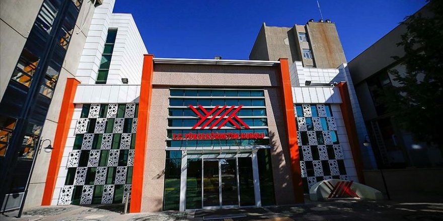 Ukrayna savaşının uyanıkları! YÖK alarma geçti