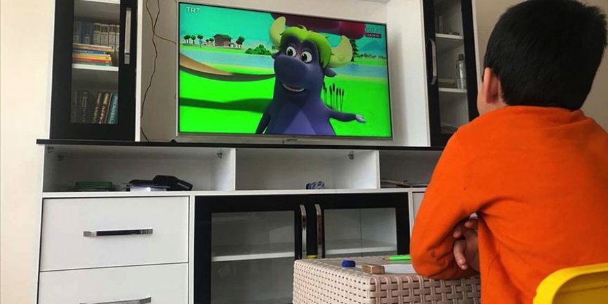 'Çocukları koronavirüsle ilgili fazla bilgiye maruz bırakmayın' uyarısı