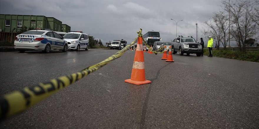 İstanbul'a giriş-çıkışlarda 266 bin 840 araç kontrol edildi