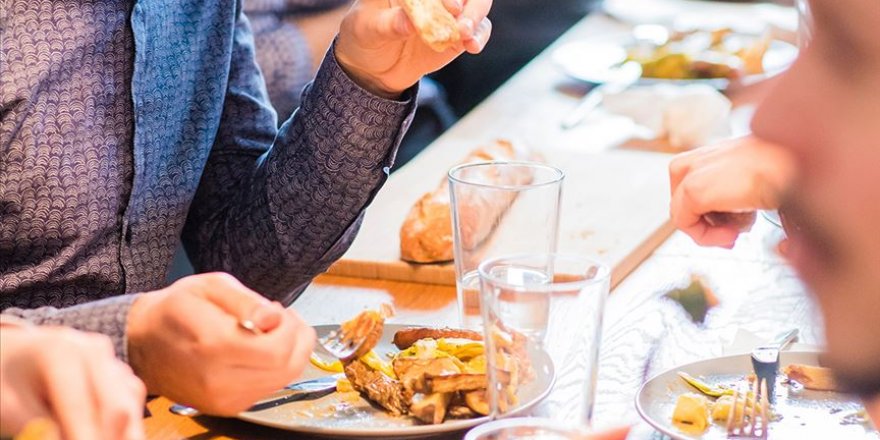 Hızlı yemek yiyenlerin yakalandığı hastalık