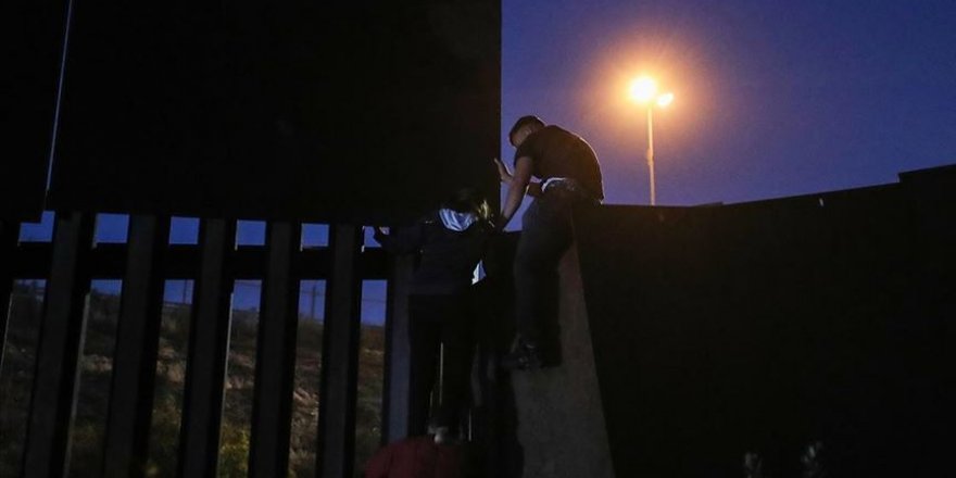 ABD, Kovid-19 nedeniyle 6 binden fazla göçmeni Meksika sınırından geri çevirdi