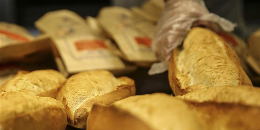 Askıda ekmek kampanyası ile 'Biz bize yeteriz' dediler