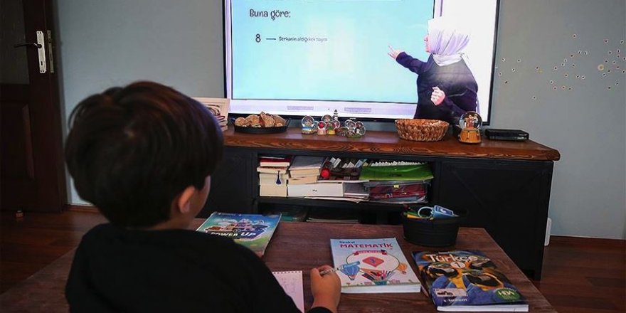 Uzmanından uzaktan eğitim döneminde ailelere 9 altın öneri