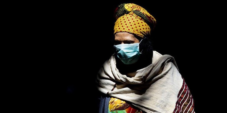 Uzmanından 'Kovid-19'un belirtilerini hafife almayın ancak panik de yapmayın' uyarısı