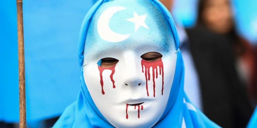 Çin Doğu Türkistanlı çocuklara acımasızca işkence ediyor