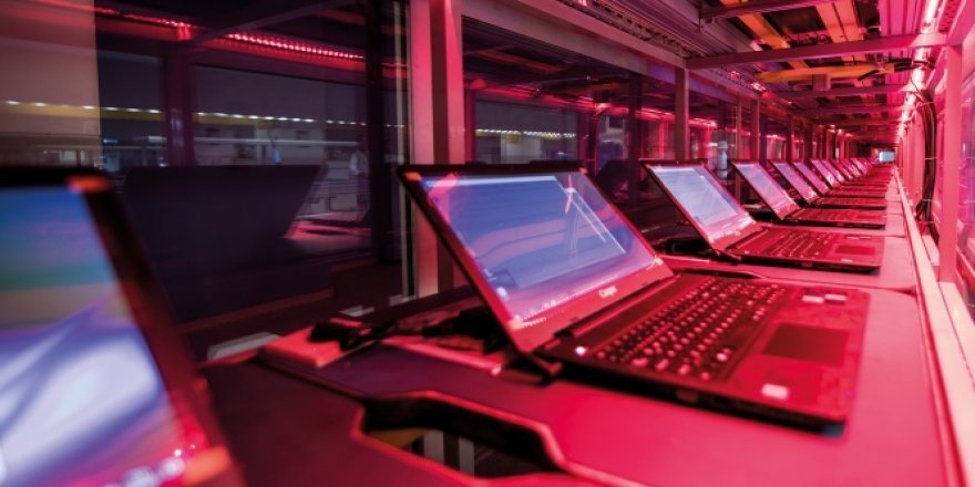 Bilgisayar satışı 2020'de 2 milyonu geçti