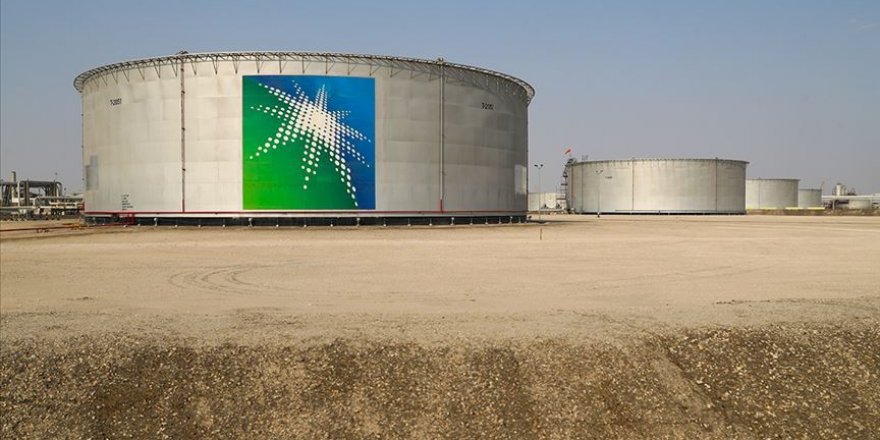 Aramco, petrol boru hatlarındaki hissesinin yüzde 49'unun satışı için görüşmeler yapıyor