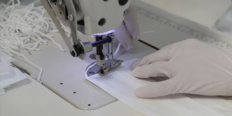 MEB'in usta öğretici ve kursiyerleri koronavirüs mücadelesine 7 milyon maskeyle destek oldu