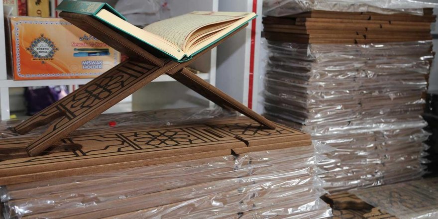 Ramazan öncesi Kur'an-ı Kerim, rahle ve dini kitaplara rağbet arttı