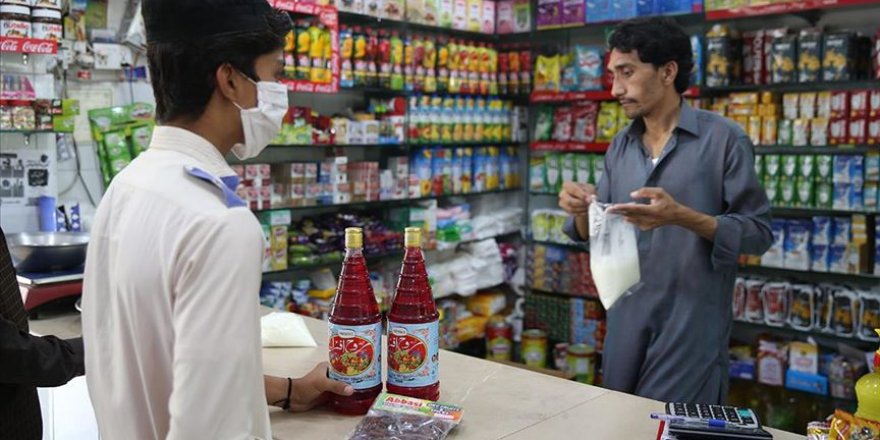Pakistan'da ramazan denince akla 'ruh afza' ve 'samosa' geliyor