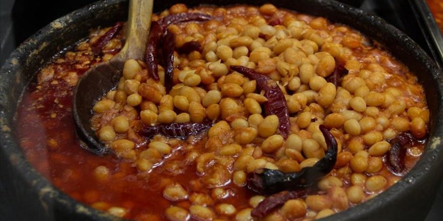 Ramazanda sofralarını olmasa da iftar menülerini paylaşacaklar