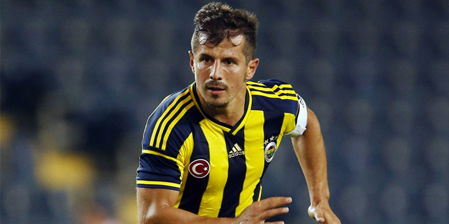Fenerbahçeli Emre: Aramızda topladığımız sadaka ile uçağımız düşmedi