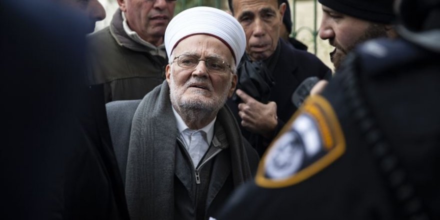 İsrail güçleri Mescid-i Aksa İmam Hatibi Şeyh Sabri'yi gözaltına aldı