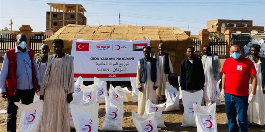 Türk Kızılay Sudan'daki ihtiyaç sahiplerine yardımlarını sürdürüyor