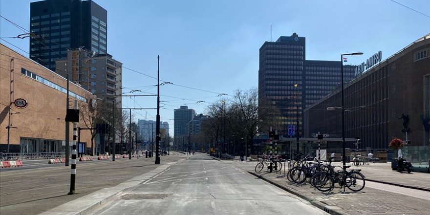 Hollanda'da Kovid-19 nedeniyle hayatını kaybeden Türklerin sayısı 68'e çıktı