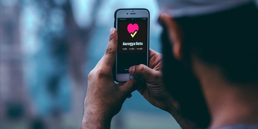 Hindistan'da zorunlu Kovid-19 mobil uygulaması tartışmaya yol açtı