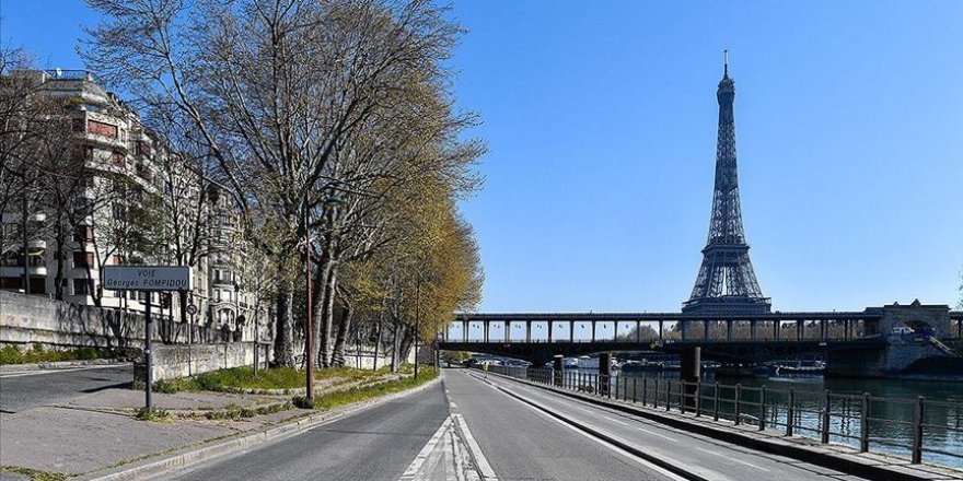 Fransa'da Kovid-19'a bağlı can kaybı 30 bin 209'a yükseldi