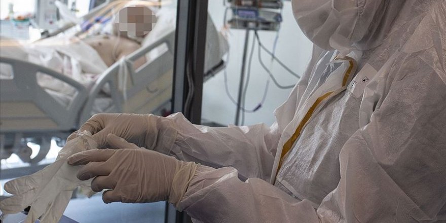 Geri dönüşümcülerden 'Maske ve eldivenler evsel atık değil' uyarısı