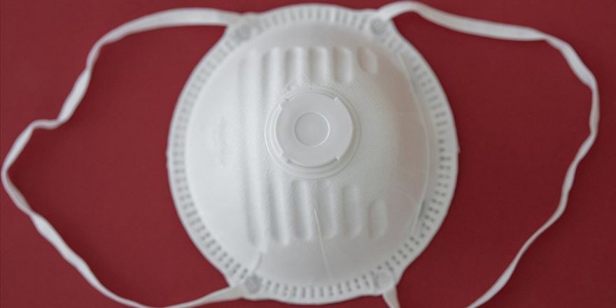 Maskenin doğru kullanılmaması göz ve cilt hastalıklarına da yol açabilir