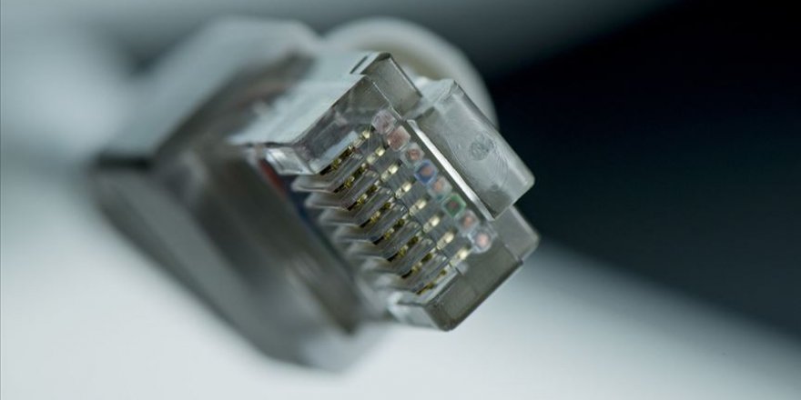 2023'te tüm hanelere genişbant erişimi sağlamayı amaçlıyoruz