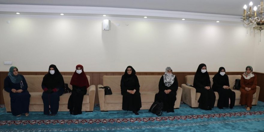 Malatya'da 12 öğrenci uzaktan eğitimle hafız oldu