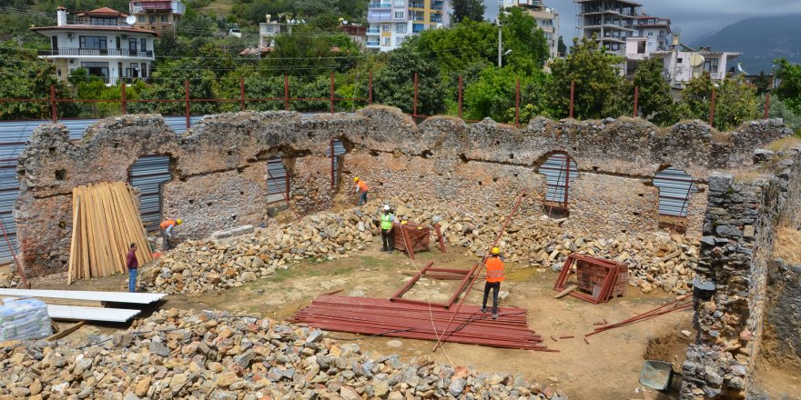 Alanya'da tarihi Gülevşen Camii restore ediliyor