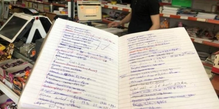 İş adamı, ilçedeki bin ailenin bakkal ve market borcunu ödedi