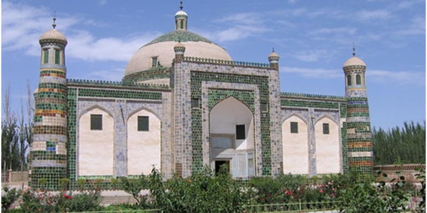 Çin, Doğu Türkistan’daki tarihi camileri kapatıp müzeye çeviriyor