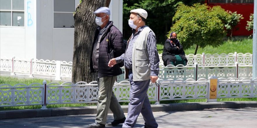 Uşak'ta maskesiz sokağa çıkmak yasaklandı