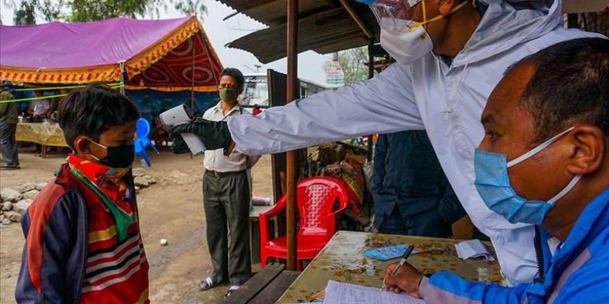 Nepal'de uygulanan sokağa çıkma yasağı kaldırıldı