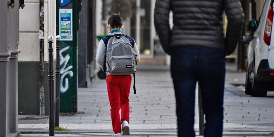 Fransa'da Kovid-19'dan 30 bin 152 kişi hayatını kaybetti