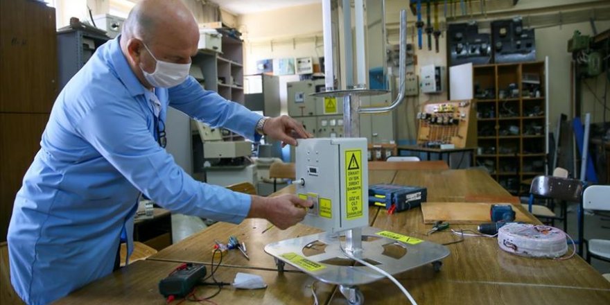 Öğretmenlerin geliştirdiği 'Efe' virüsleri temizleyecek