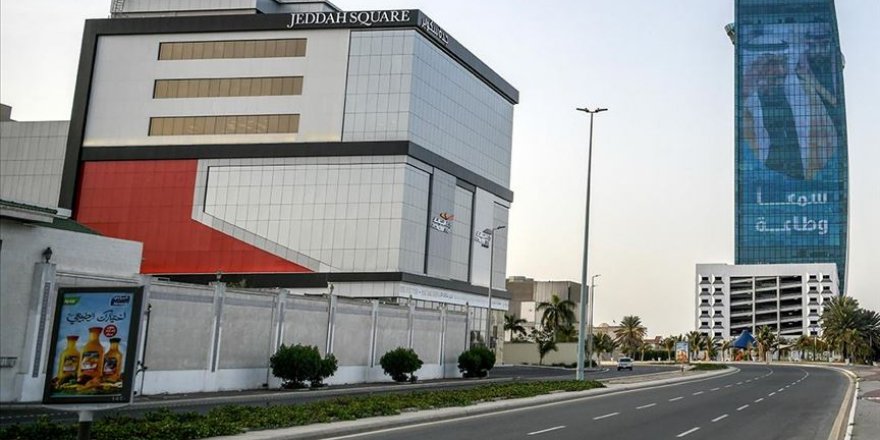 Suudi Arabistan Kovid-19 sonrası kamuda aşamalı normalleşmeye geçiyor