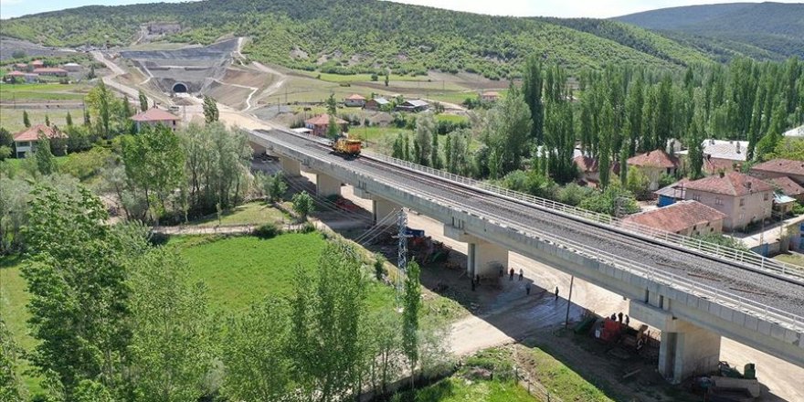 Ankara-Sivas YHT hattında sona doğru