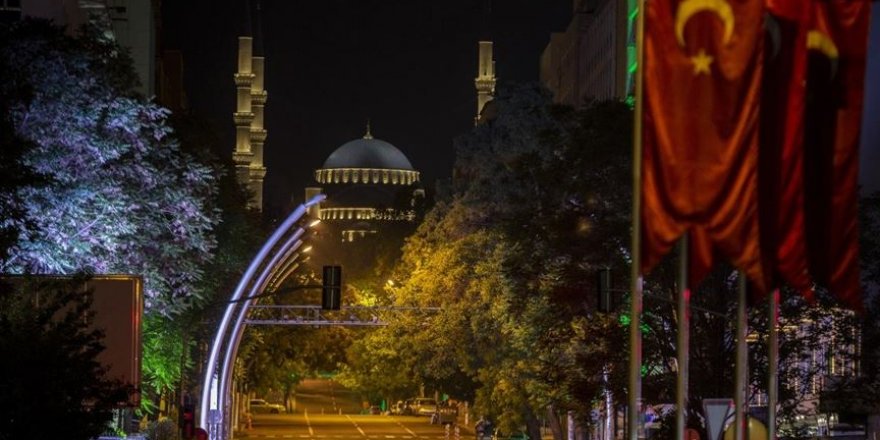 15 ilde hafta sonu uygulanacak sokağa çıkma kısıtlaması başladı