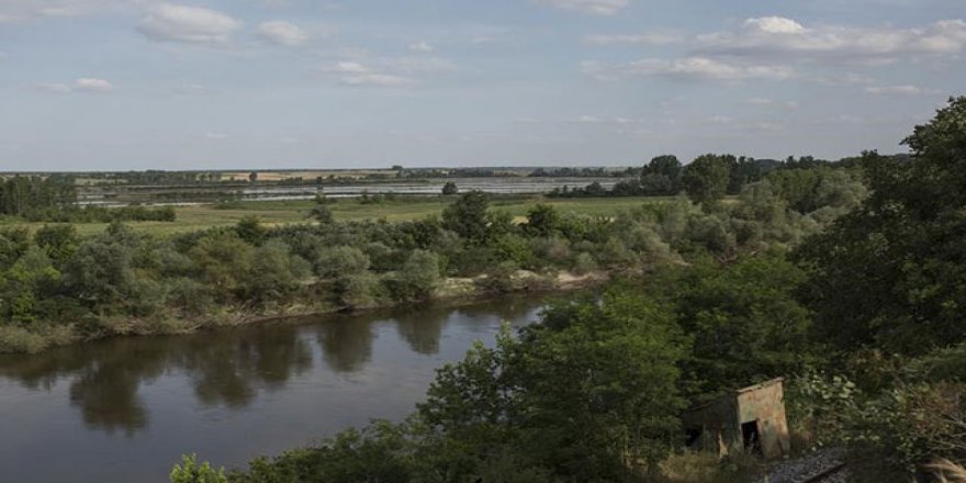 Atina hükümetinden insanlığa '200 kilometrelik' bariyer!